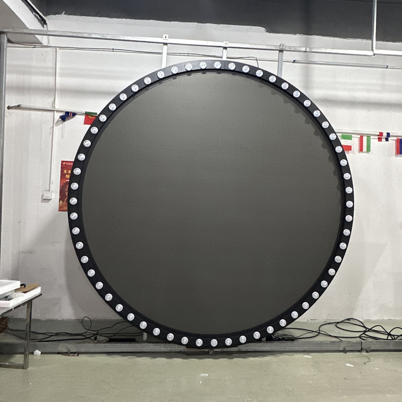 定造户表圆形LED全彩显示屏250cm